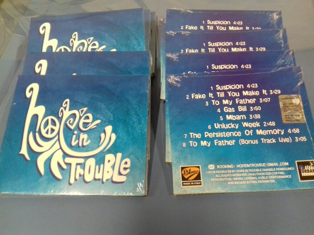Stampa CD in digipack 2 ante “Hope in Trouble”